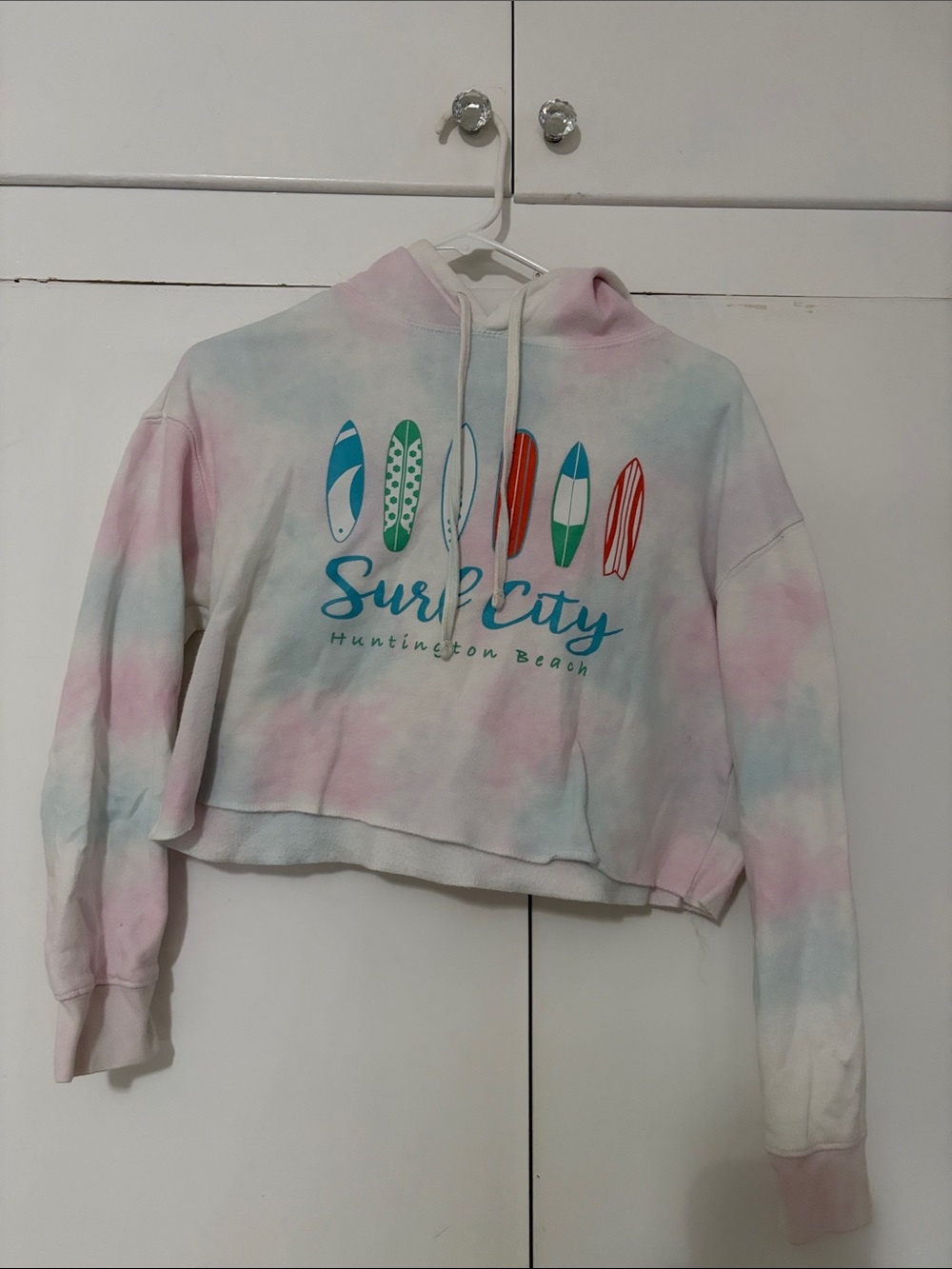 Surf City Tie-Dye Cropped Hoodie - Pastel Pink & Blue